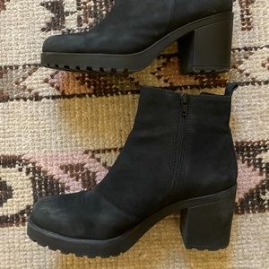 Vagabond Grace Chelsea Bootie